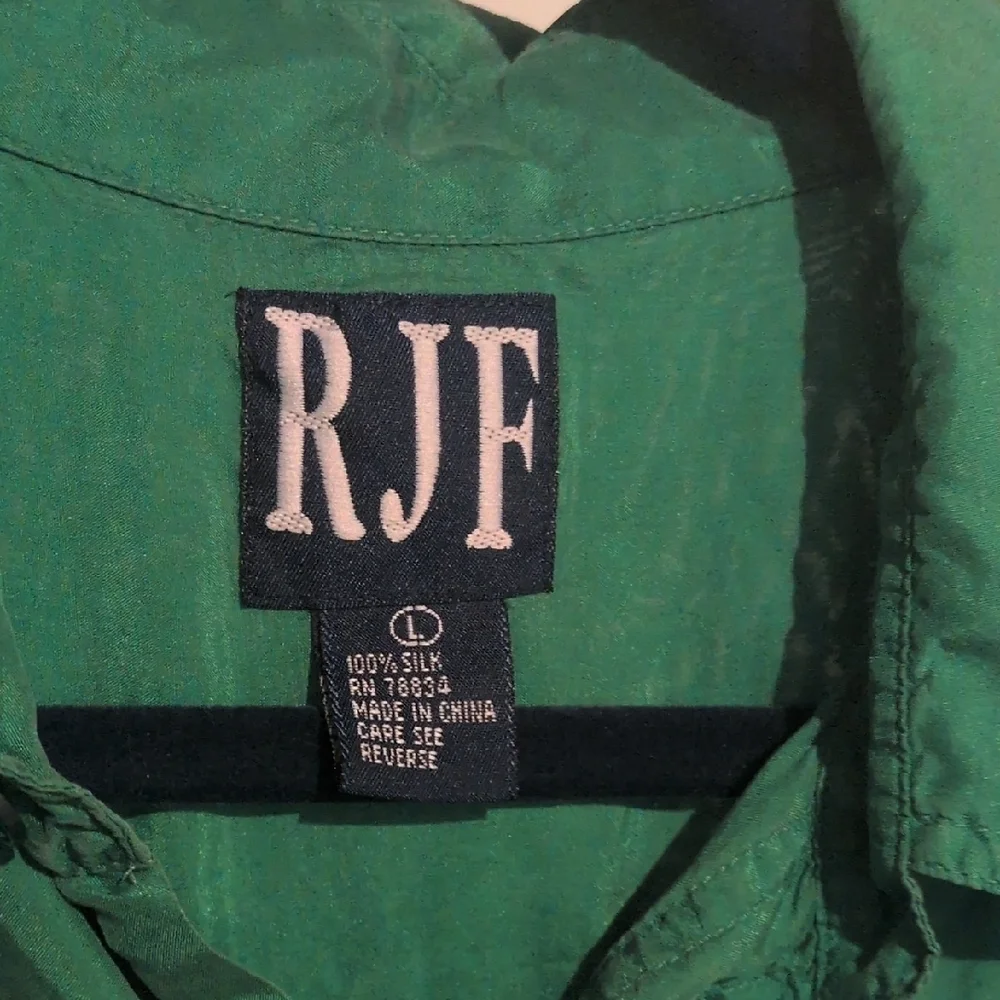 Green Button-Up Shirt 100% Silk